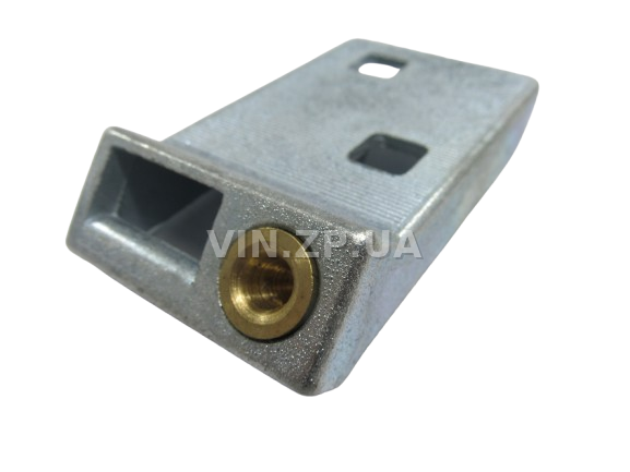 Планка замка багажника Славута 1103, 1105, нижняя, с латунной втулкой ПРИЗМА 1