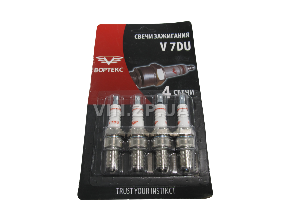 Свечи зажигания VORTEX ВАЗ 2101, 2102, 2103, 2104, 2105, 2106, 2107, 2121, Таврия 1102-05, Москвич 412, 2140, зазор 0.8, ключ 21, к-кт 4шт 2