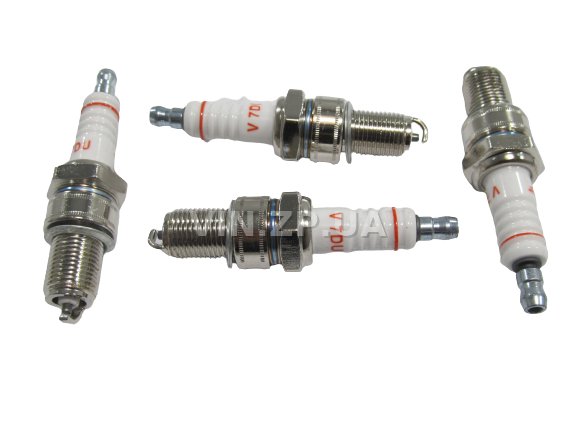 Свечи зажигания VORTEX ВАЗ 2101, 2102, 2103, 2104, 2105, 2106, 2107, 2121, Таврия 1102-05, Москвич 412, 2140, зазор 0.8, ключ 21, к-кт 4шт 3