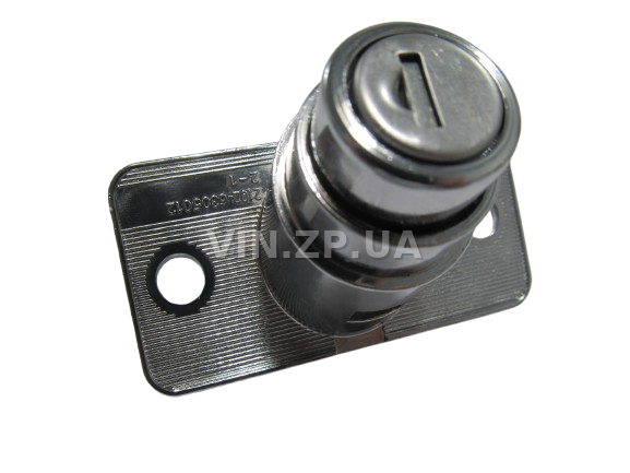 Замок багажника ВАЗ 2104, с личинками, замок 1шт + личинка 2шт + ключ 2шт АРК 2