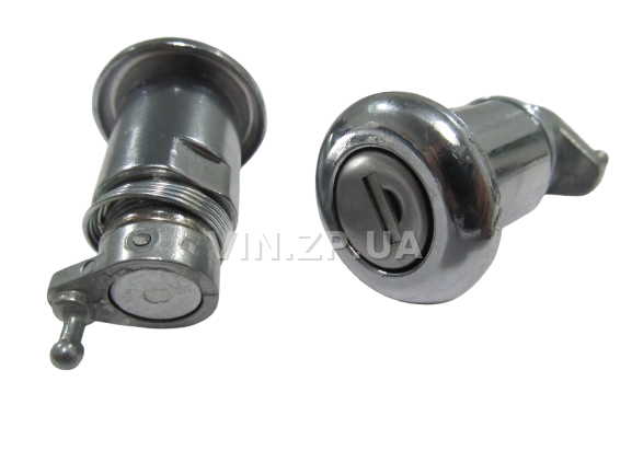 Замок багажника ВАЗ 2104, с личинками, замок 1шт + личинка 2шт + ключ 2шт АРК 4