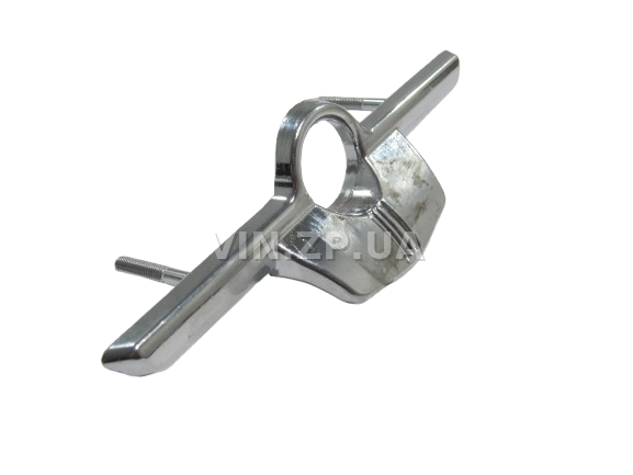 Ручка багажника ВАЗ 2102, 2121, задней ляды, хромированная, ''ласточка'' АРК 2