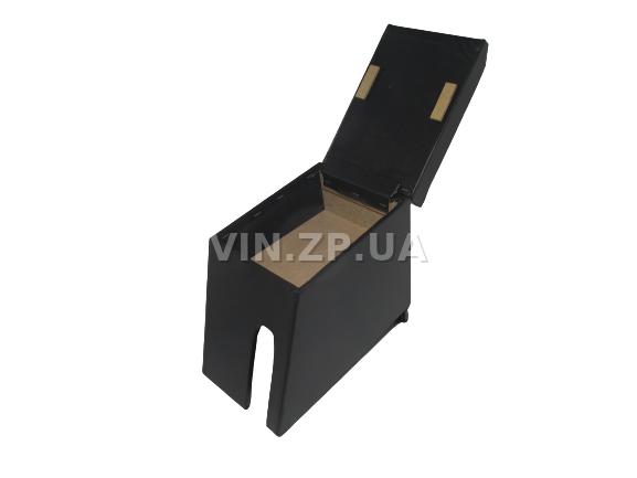 Подлокотник органайзер VRN ВАЗ 2123 Нива Шевроле, черний с вышивкой "Chevrolet Niva 4 х 4" 2