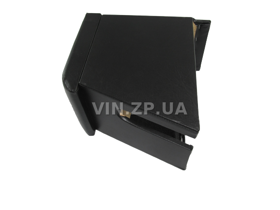 Подлокотник органайзер VRN ВАЗ 2123 Нива Шевроле, черний с вышивкой "Chevrolet Niva 4 х 4" 4