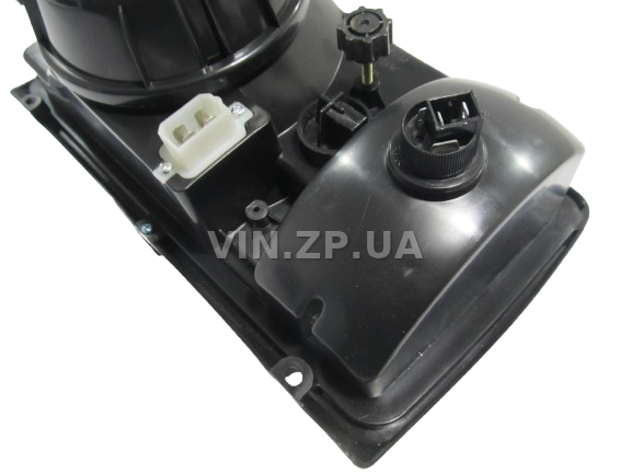 Фара ВАЗ 2104, 2105, 2107 STANDARD правая, желтый поворот 3