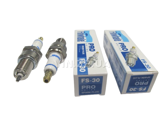 Свечи зажигания ВАЗ 2110, 2111, 2113, 2114, 2115, 2123 Finwhale 8кл инж, 3-электрода, зазор 1.1, ключ 21, к-кт 4шт 1