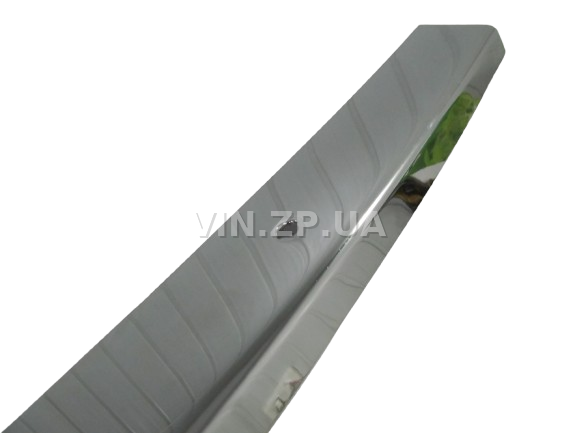 Накладка бампера ВАЗ 2104, 2105, 2107 переднего, толщина 1.2мм , хром металл " сабля" OM 4