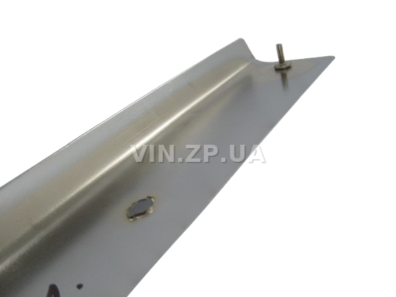 Накладка бампера ВАЗ 2104, 2105, 2107 заднего, толщина 1.2мм , хром металл " сабля" OM 5