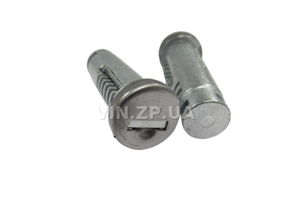 Замок багажника ВАЗ 2102, 2121, с личинками, замок 1шт + личинка 2шт + ключ 2шт FLAGMUS 4