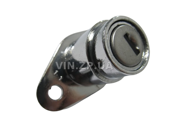 Замок багажника ВАЗ 2103, 2106, с личинками, замок 1шт + личинка 2шт + ключ 2шт FLAGMUS 2