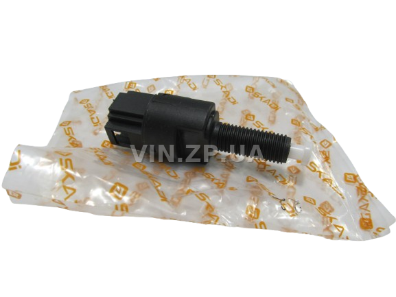 Датчик выключатель стоп-сигнала  ВАЗ 2170-2172,  1117, 1118, 1119 SKADI 211.3720 4